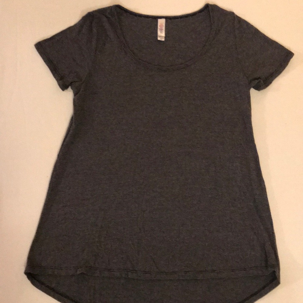 LuLaRoe Classic Tee XS Stripes